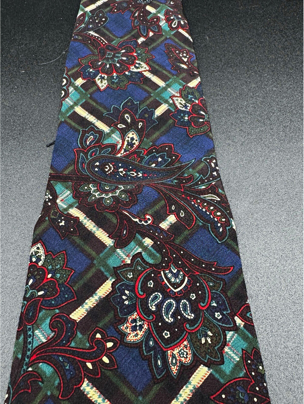 Vintage Bill Blass Silk Tie Navy Plaid Paisley 56” x 3.75” Classic